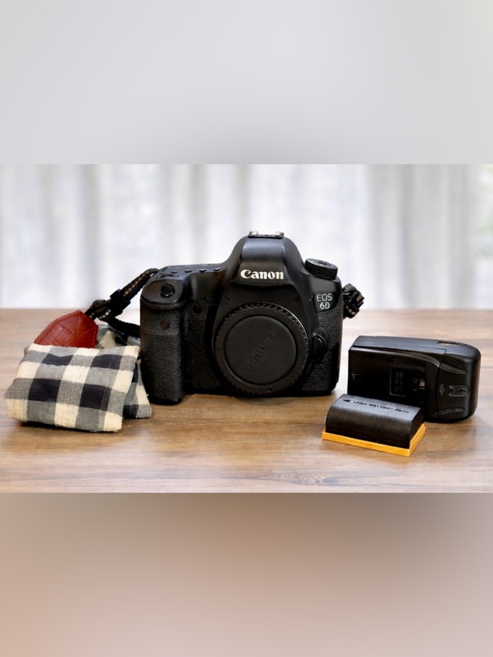 Canon EOS 6D DSLR full frame Camera, very good condition.
